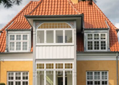 Stor villa fra 1903 totalrenoveret med respekt for den oprindelige arkitektur
